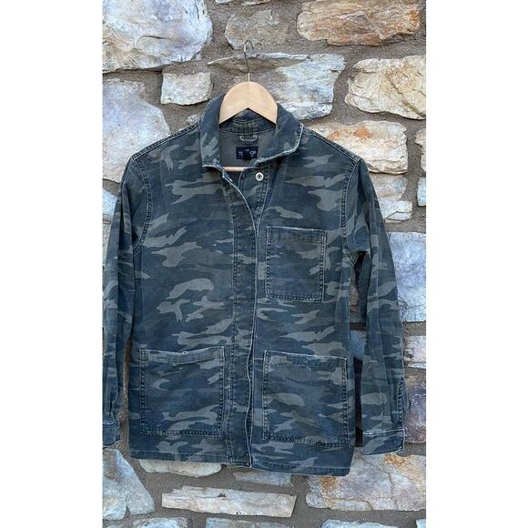 Topshop Camouflage print lightweight jacket size 2 Petite (chest 36) - Picture 2 of 10